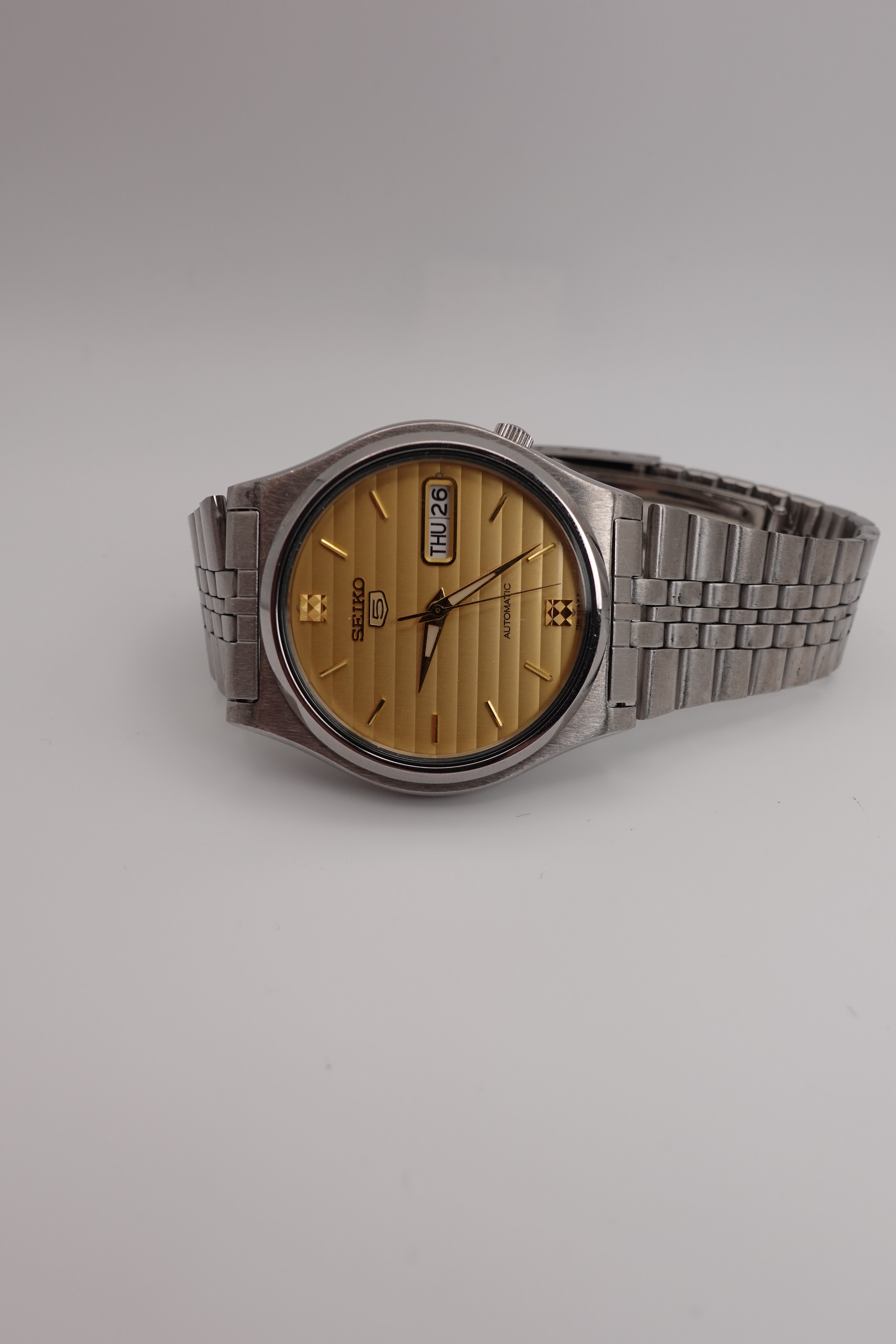 Seiko Automatic 5 Day Date Gold Dial 7S26-0570 - Preowned